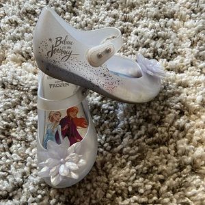Frozen Mini Melissa shoes size 9
